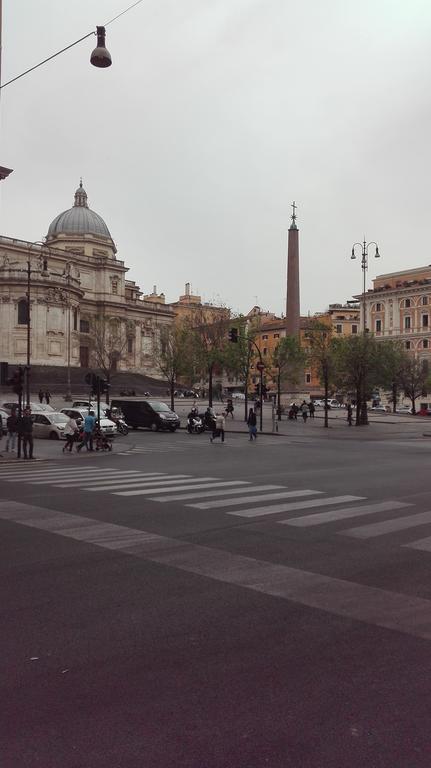 Casa Vacanza Colosseo Řím Exteriér fotografie